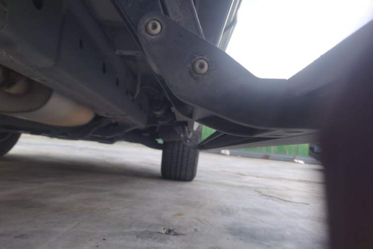 Used Haval H9 2020 2.0T Gasoline 4WD Premium Edition 5 Seats Chassis Rear Right