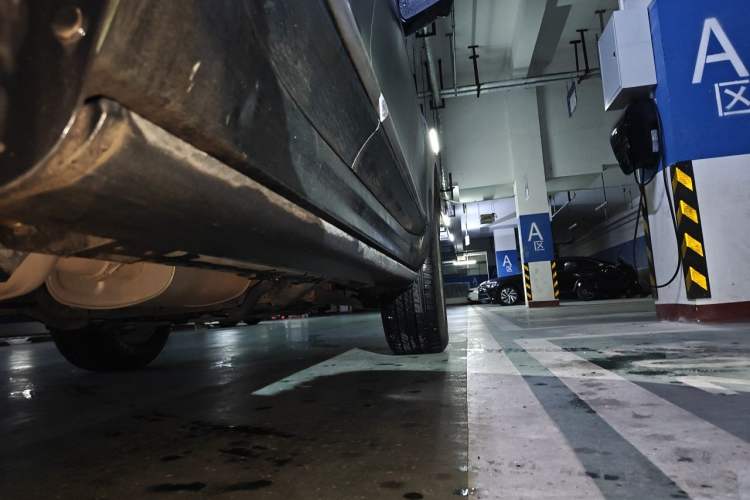 Used Haval H9 2020 2.0T Gasoline 4x4 Luxury 7-Seater Chassis Rear Right