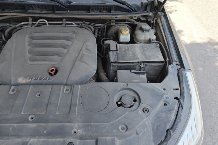 Used Haval H9 2020 2.0T Gasoline 4WD Premium Edition 5 Seats Engine Bay Left