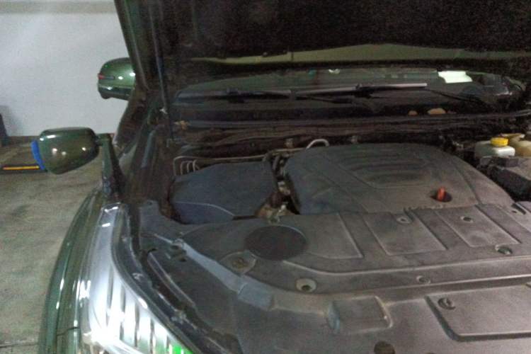 Used Haval H9 2020 2.0T Gasoline 4WD Premium Edition 5 Seats Engine Bay Right
