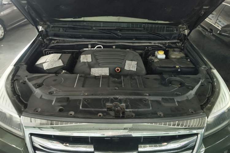 Used Haval H9 2020 2.0T Gasoline 4WD Premium Edition 5 Seats Engine Bay