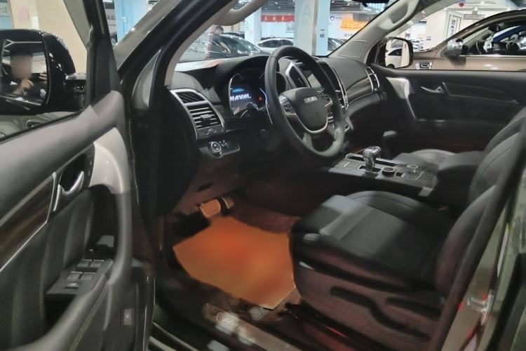 Used Haval H9 2020 2.0T Gasoline 4x4 Elite Version 5 Seats Interior 2