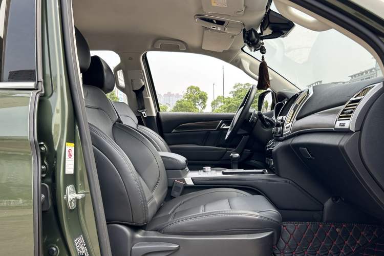 Used Haval H9 2020 2.0T Gasoline 4x4 Elite Version 5 Seats Interior 3