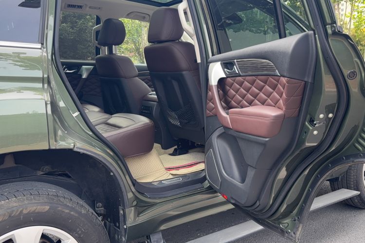Used Haval H9 2020 2.0T Gasoline 4WD Premium Edition 5 Seats Interior 7
