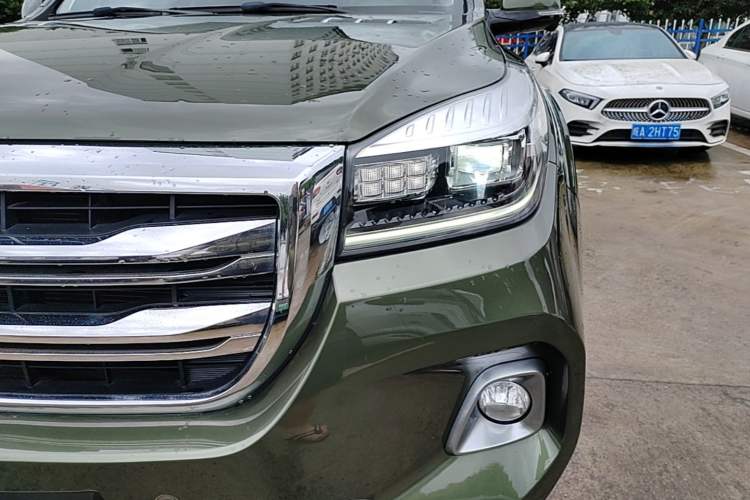 Used Haval H9 2020 2.0T Gasoline 4x4 Comfort Edition 7 Seats Left Front Headlight