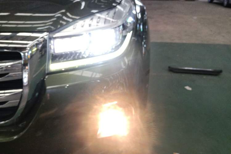 Used Haval H9 2020 2.0T Gasoline 4WD Smart Enjoyment Version 5 Seats Left Front Headlight