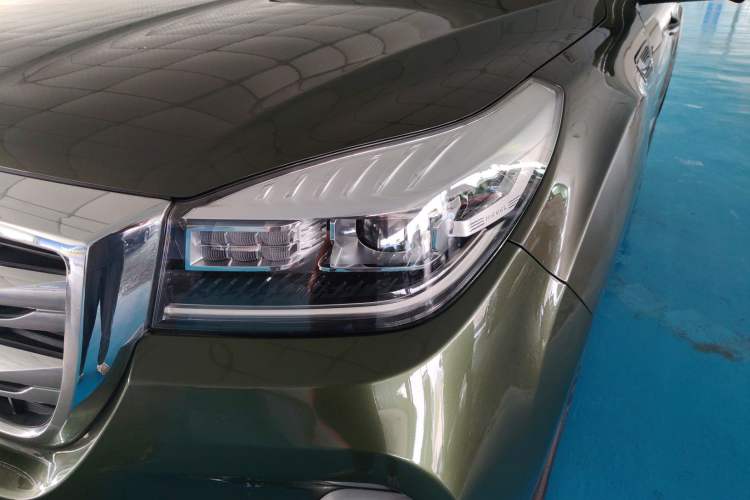 Used Haval H9 2020 2.0T Gasoline 4WD Premium Edition 5 Seats Left Front Headlight