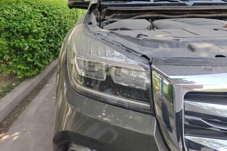 Used Haval H9 2020 2.0T Gasoline 4WD Premium Edition 5 Seats Right Front Headlight