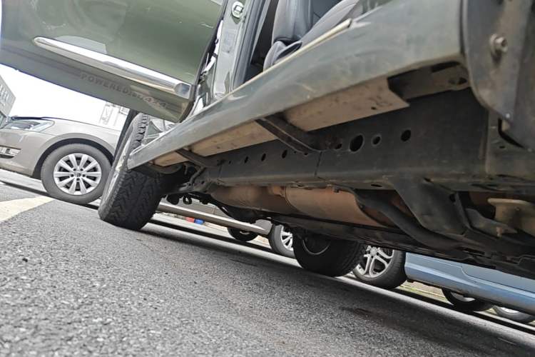 Used Haval H9 2020 2.0T Gasoline 4x4 Elite Version 5 Seats Right Side Sill
