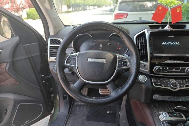 Used Haval H9 2020 2.0T Gasoline 4WD Premium Edition 5 Seats Steering Wheel