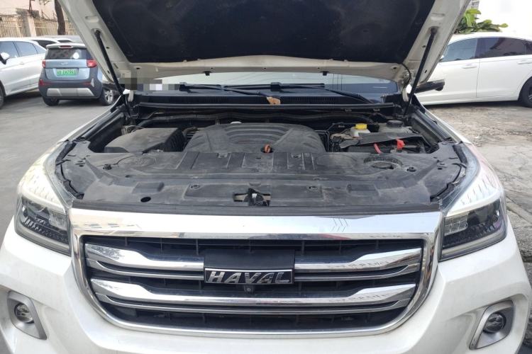 Used Haval H9 2020 2.0T Gasoline 4WD Premium Edition 5 Seats Engine Bay