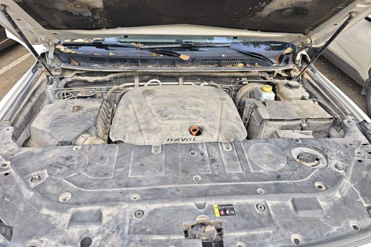Used Haval H9 2020 2.0T Gasoline 4x4 Elite Version 5 Seats Engine Bay