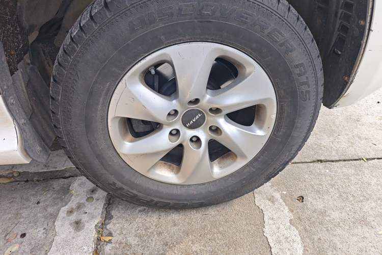 Used Haval H9 2020 2.0T Gasoline 4x4 Elite Version 5 Seats Right Front Wheel Hub