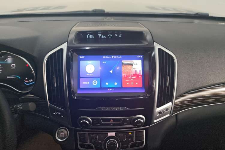 Used Haval H9 2020 2.0T Gasoline 4WD Premium Edition 5 Seats Audio And AC Panel