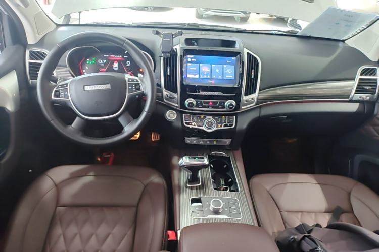 Used Haval H9 2020 2.0T Gasoline 4x4 Luxury 7-Seater Center Console
