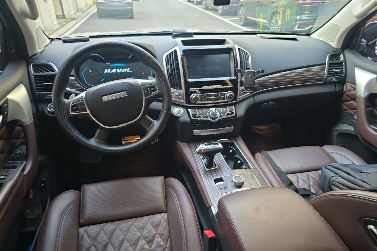Used Haval H9 2020 2.0T Gasoline 4WD Premium Edition 5 Seats Center Console