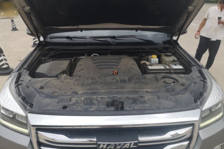 Used Haval H9 2020 2.0T Gasoline 4x4 Elite Version 5 Seats Engine Bay