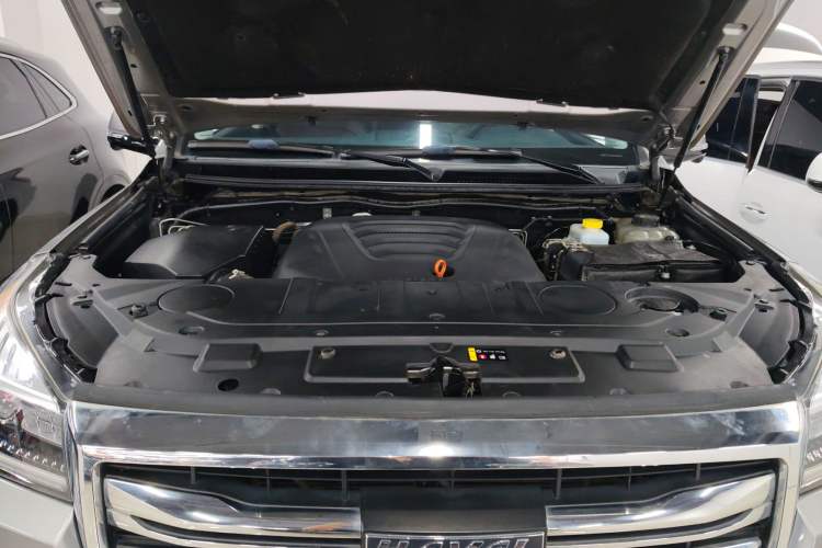 Used Haval H9 2020 2.0T Gasoline 4WD Premium Edition 5 Seats Engine Bay