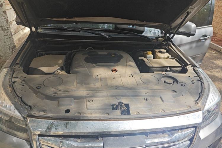 Used Haval H9 2020 2.0T Gasoline 4WD Premium Edition 5 Seats Engine Bay