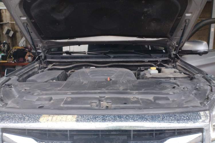 Used Haval H9 2020 2.0T Gasoline 4WD Premium Edition 5 Seats Engine Bay