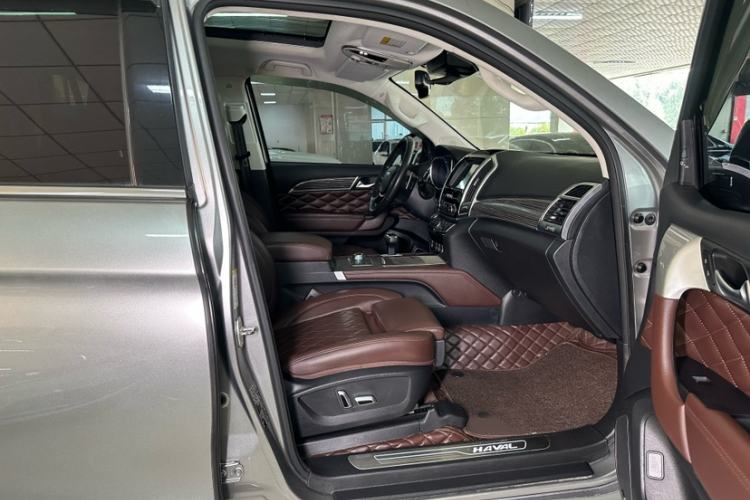 Used Haval H9 2020 2.0T Gasoline 4WD Premium Edition 5 Seats Interior 15