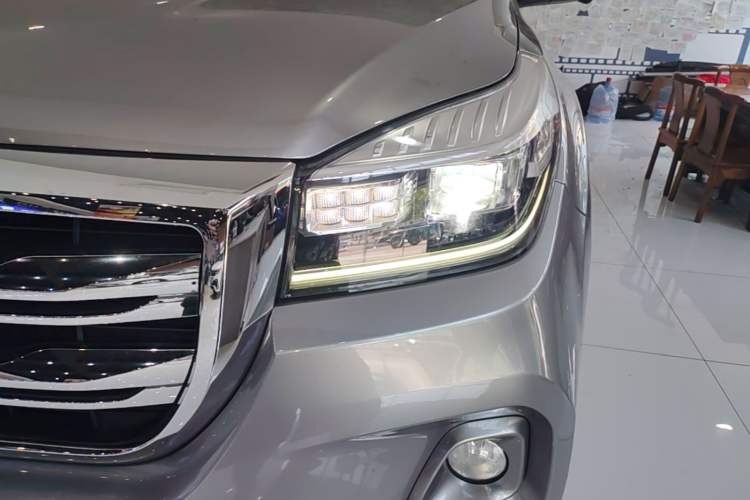 Used Haval H9 2020 2.0T Gasoline 4x4 Luxury 7-Seater Left Front Headlight