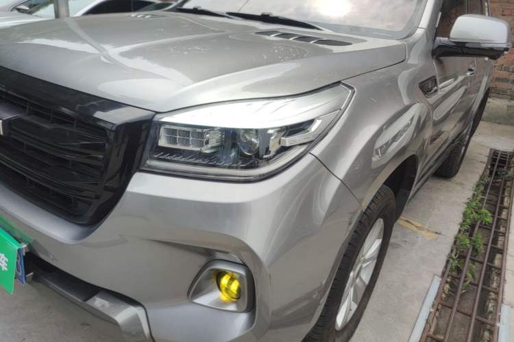 Used Haval H9 2020 2.0T Gasoline 4WD Premium Edition 5 Seats Left Front Headlight