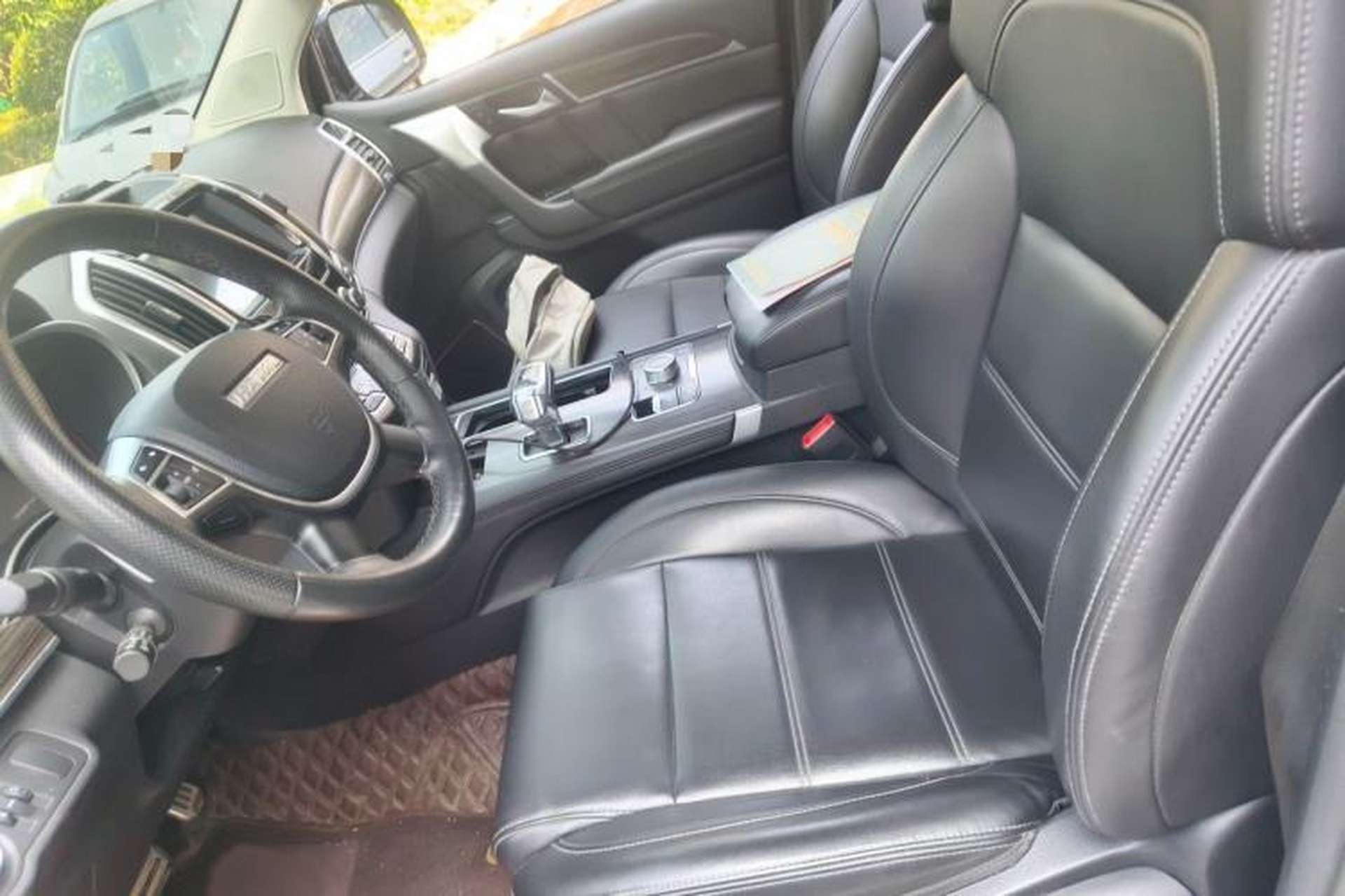 Used Haval H9 2020 2.0T Gasoline 4x4 Elite Version 5 Seats Left Front Seat