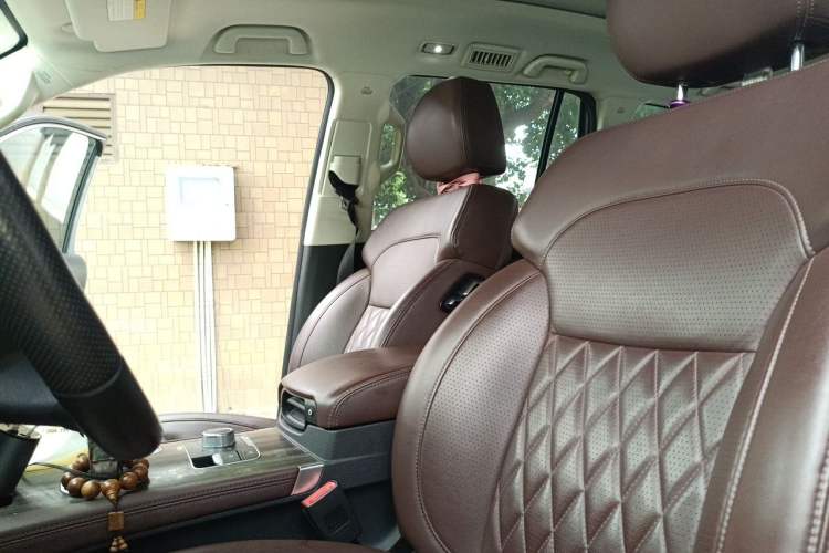 Used Haval H9 2020 2.0T Gasoline 4x4 Luxury 7-Seater Left Front Seat