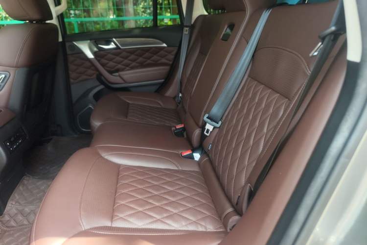 Used Haval H9 2020 2.0T Gasoline 4WD Premium Edition 5 Seats Left Rear Seat
