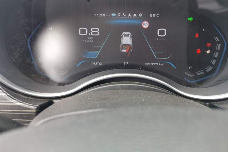 Used Haval H9 2020 2.0T Gasoline 4x4 Prestige 7-Seater Odometer Close Up