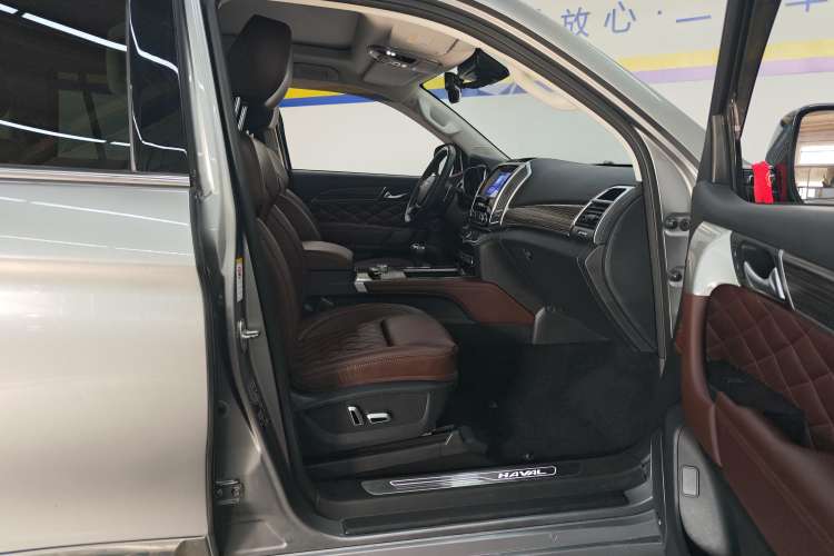 Used Haval H9 2020 2.0T Gasoline 4WD Premium Edition 5 Seats Right Front Seat