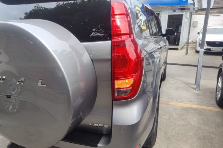 Used Haval H9 2020 2.0T Gasoline 4WD Premium Edition 5 Seats Right Rear Taillight