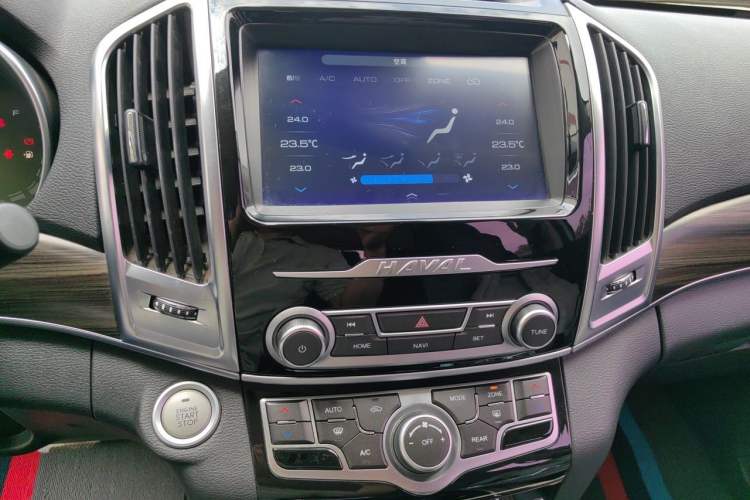 Used Haval H9 2020 2.0T Gasoline 4x4 Elite Version 5 Seats Audio And AC Panel