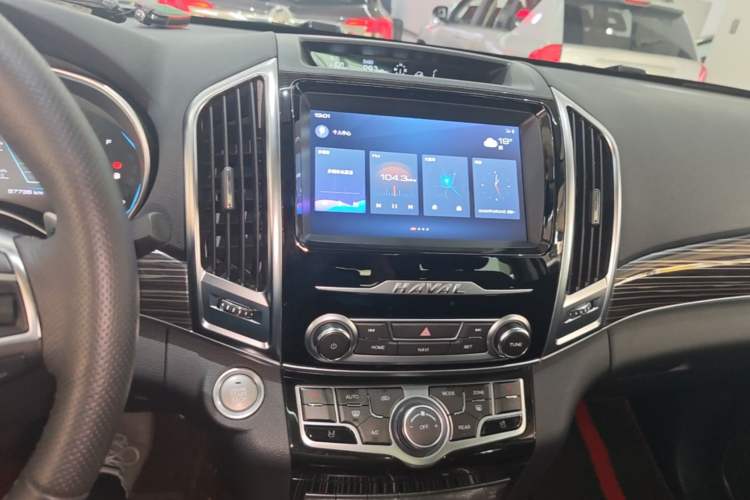 Used Haval H9 2020 2.0T Gasoline 4x4 Prestige 7-Seater Audio And AC Panel