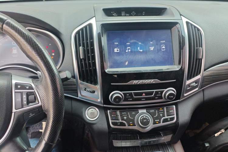 Used Haval H9 2020 2.0T Gasoline 4WD Premium Edition 5 Seats Audio And AC Panel