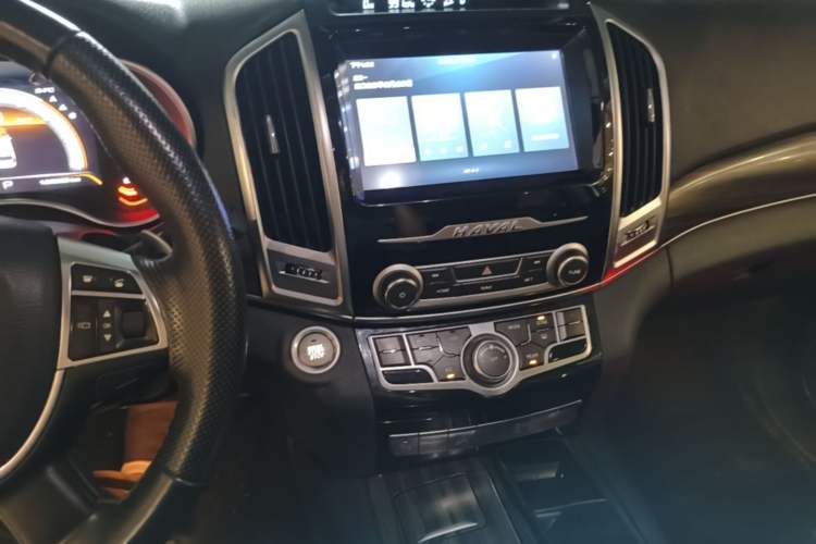 Used Haval H9 2020 2.0T Gasoline 4x4 Elite Version 5 Seats Audio And AC Panel