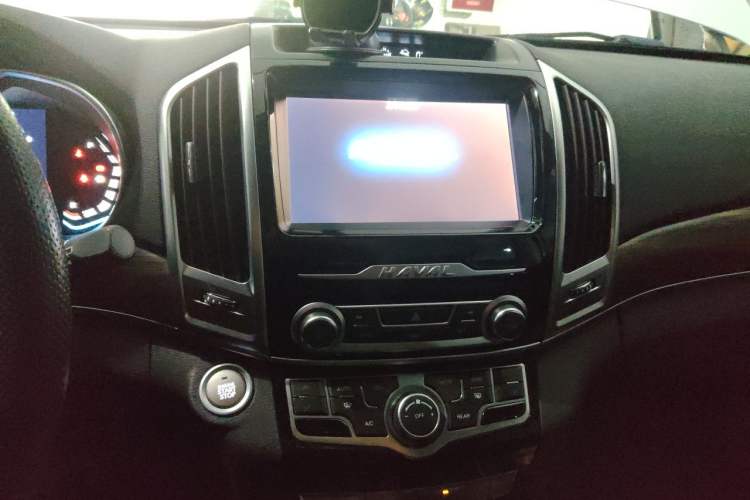 Used Haval H9 2020 2.0T Gasoline 4x4 Elite Version 5 Seats Audio And AC Panel