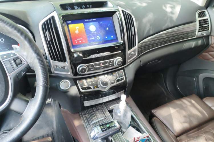 Used Haval H9 2020 2.0T Gasoline 4x4 Luxury 7-Seater Audio And AC Panel