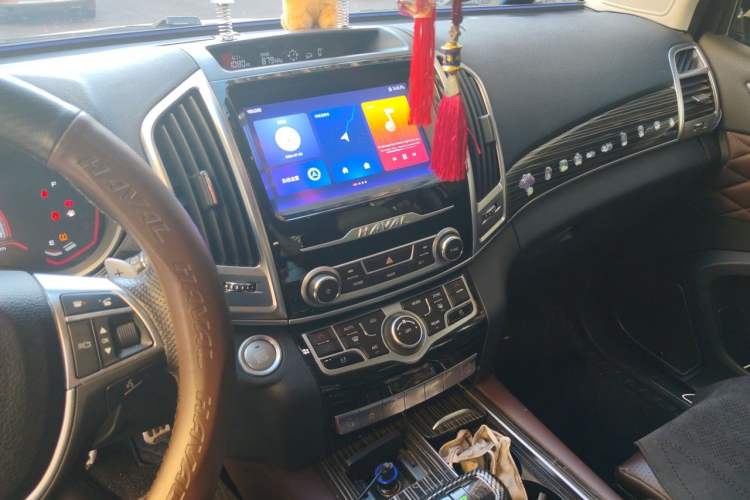Used Haval H9 2020 2.0T Gasoline 4WD Premium Edition 5 Seats Audio And AC Panel