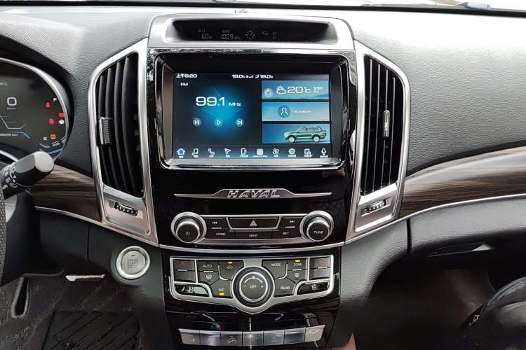 Used Haval H9 2020 2.0T Gasoline 4x4 Luxury 7-Seater Audio And AC Panel