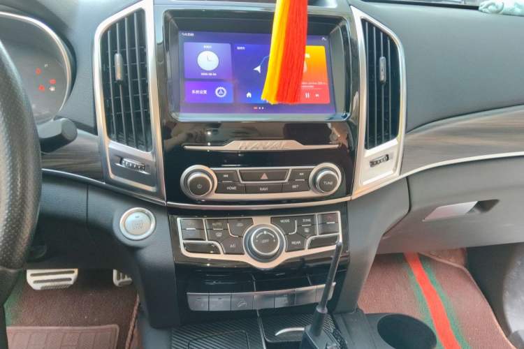 Used Haval H9 2020 2.0T Gasoline 4x4 Elite Version 5 Seats Audio And AC Panel