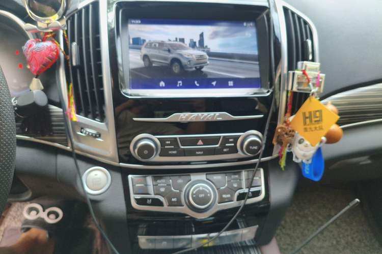 Used Haval H9 2020 2.0T Gasoline 4WD Premium Edition 5 Seats Audio And AC Panel