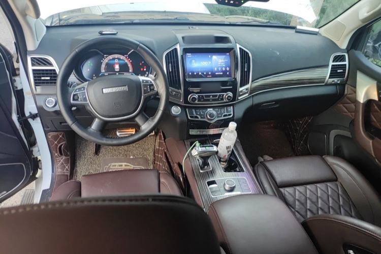 Used Haval H9 2020 2.0T Gasoline 4WD Premium Edition 5 Seats Center Console