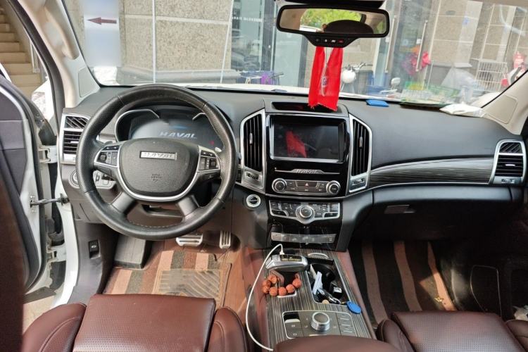 Used Haval H9 2020 2.0T Gasoline 4WD Premium Edition 5 Seats Center Console