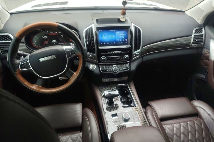 Used Haval H9 2020 2.0T Gasoline 4WD Premium Edition 5 Seats Center Console