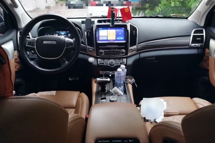 Used Haval H9 2020 2.0T Gasoline 4WD Premium Edition 5 Seats Center Console