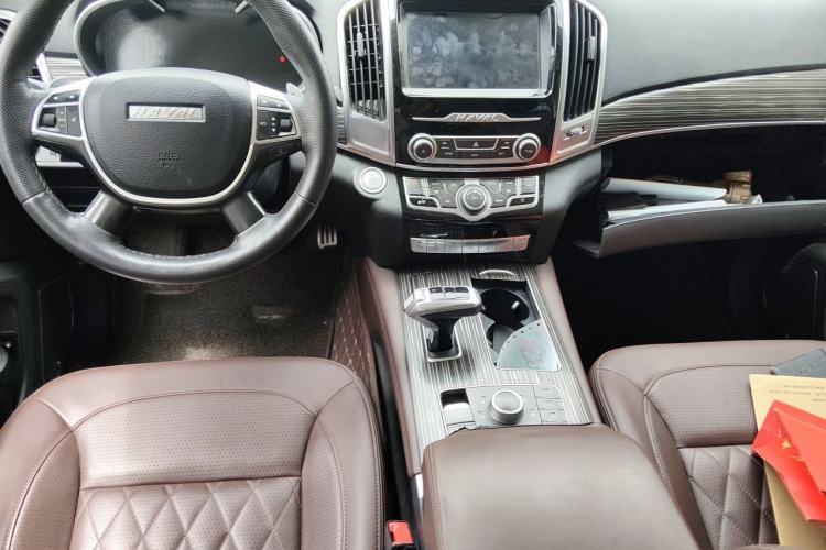 Used Haval H9 2020 2.0T Gasoline 4x4 Luxury 7-Seater Center Console