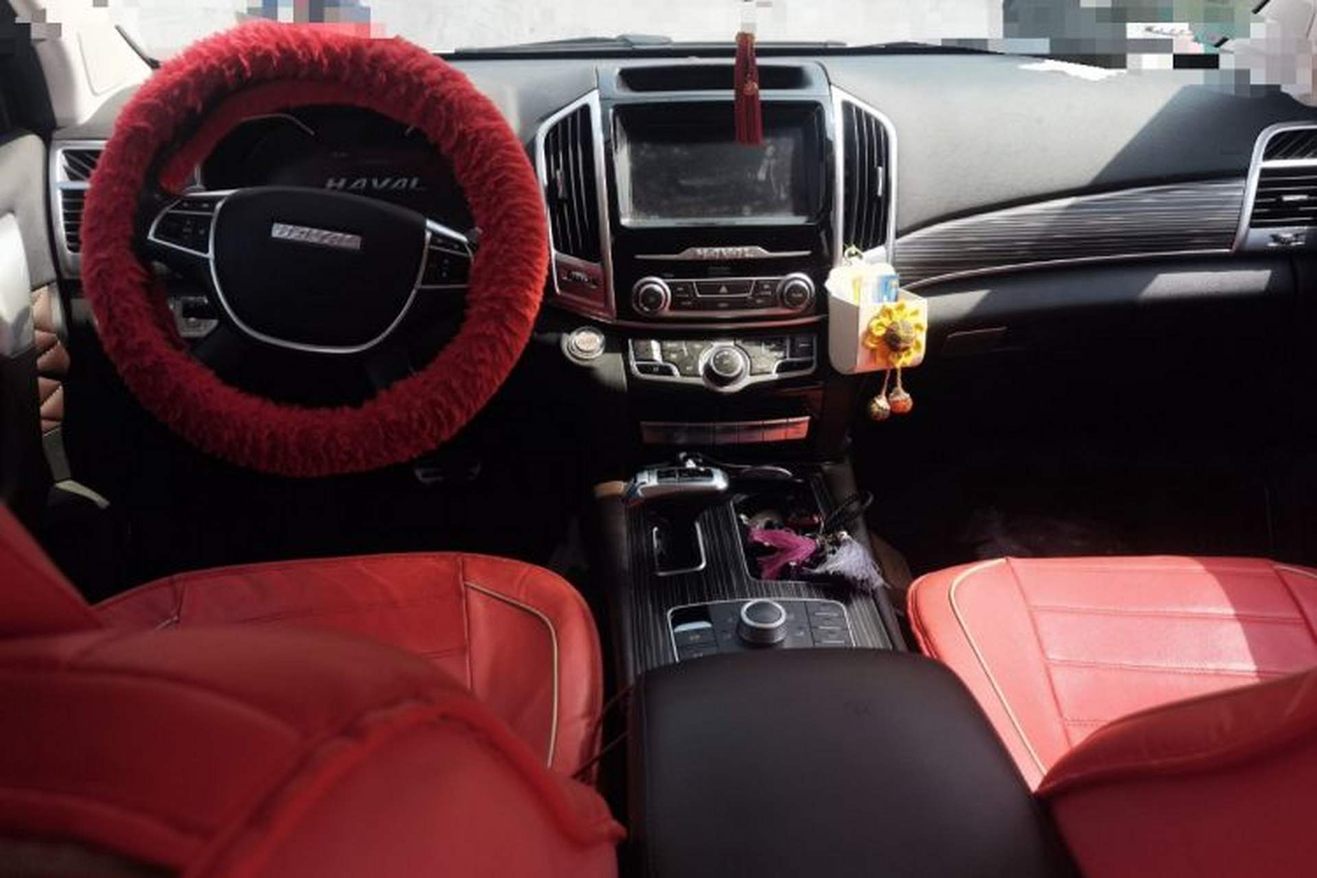 Used Haval H9 2020 2.0T Gasoline 4x4 Luxury 7-Seater Center Console