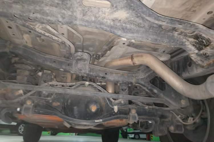 Used Haval H9 2020 2.0T Gasoline 4WD Premium Edition 5 Seats Chassis Rear